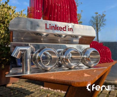 Fer.Vi 2002: LinkedIn · 1.000 follower · con Mad Production